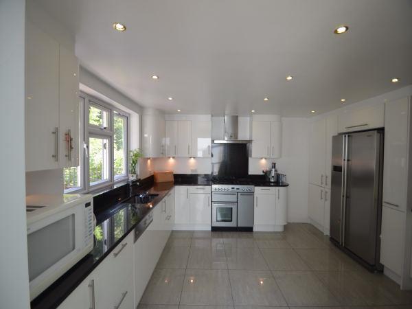 Worcester Crescent, Mill Hill